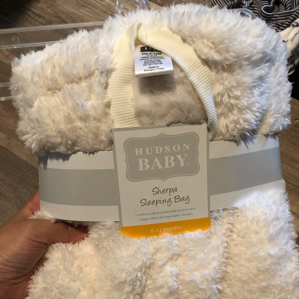 NEW- sleeping sac (vest)